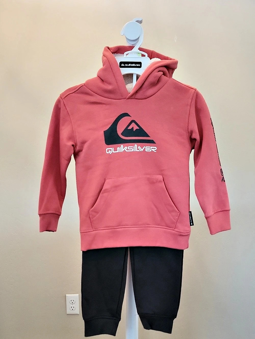 Quiksilver Logo Fleece Hoodie and Jogger Pants Set Size 4 NWT